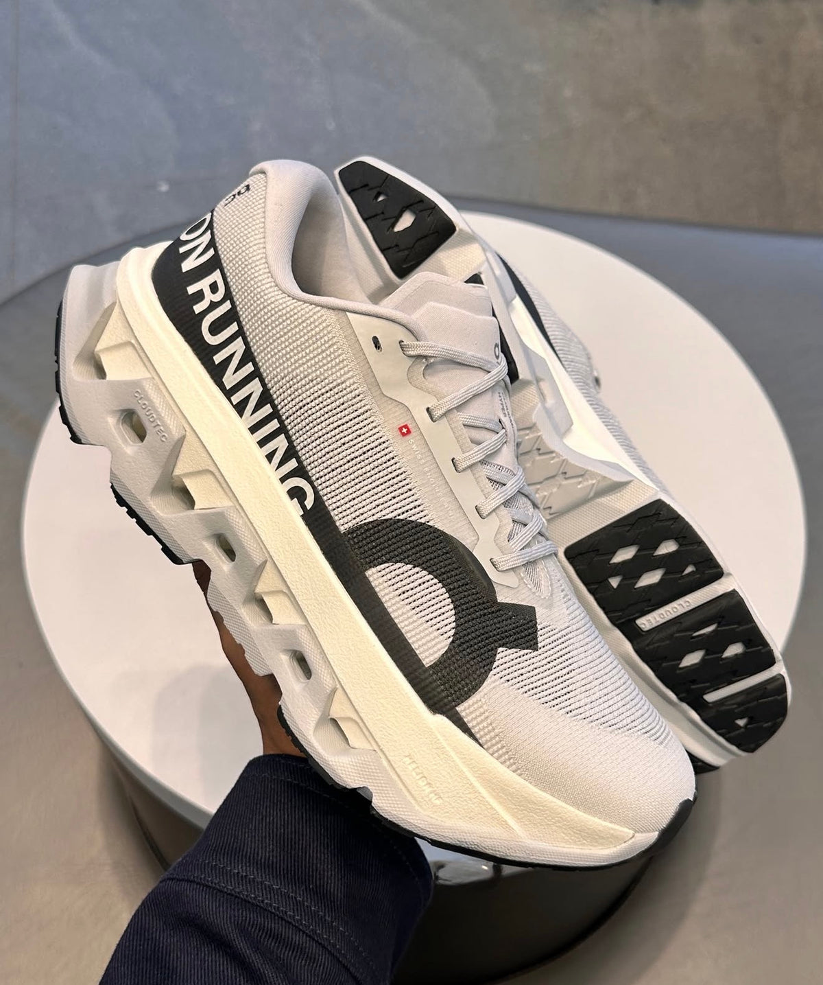 On Running Cloudmonster 3 Hyper Glacier Black