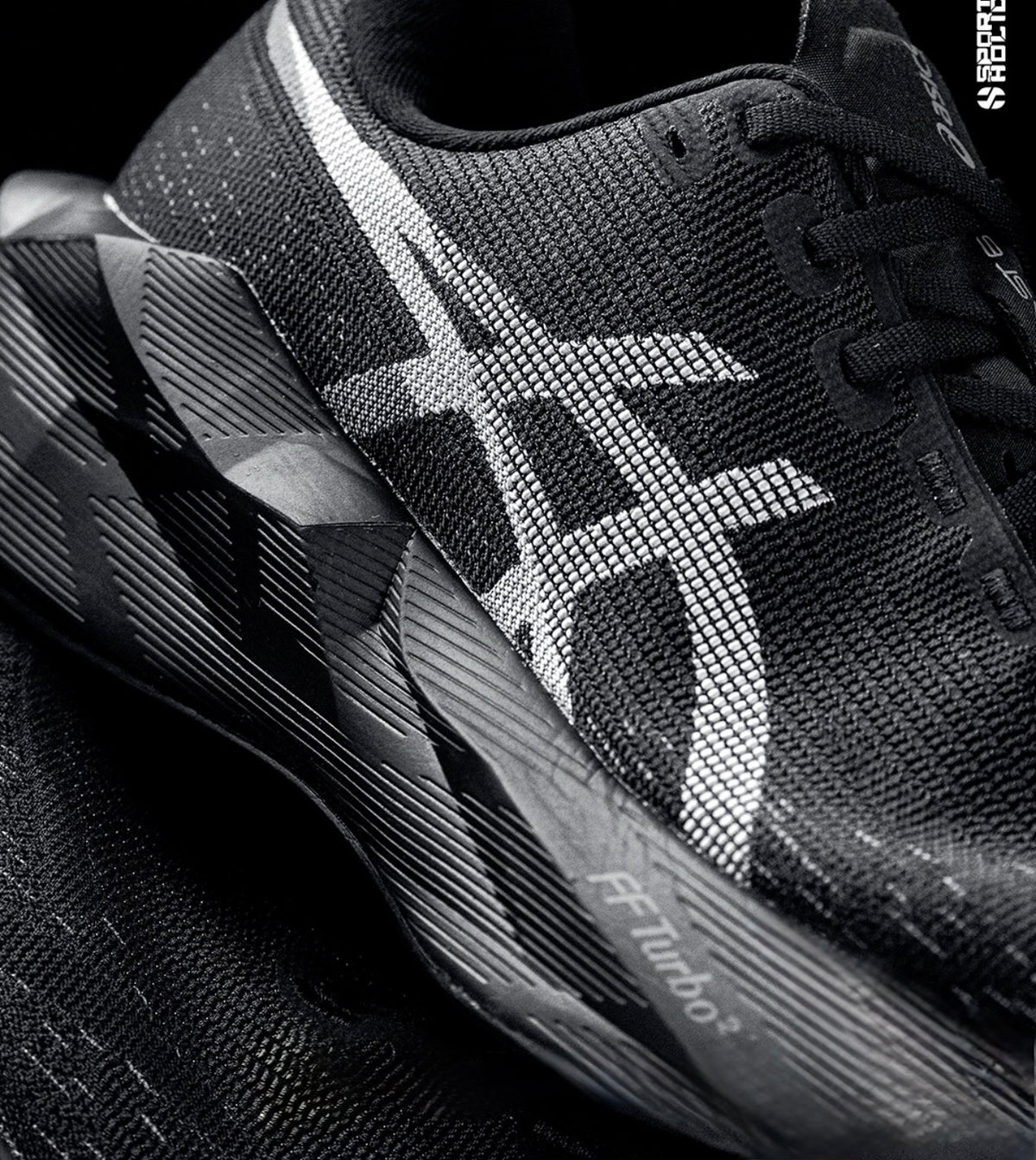 Novablast 6 Black