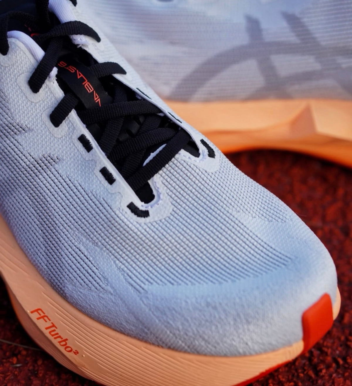 Novablast 6 White Orange