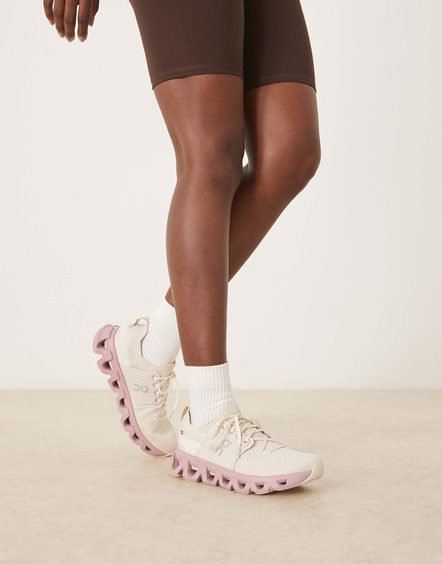 WMNs On Running Cloudswift 4 Pearl Mauve