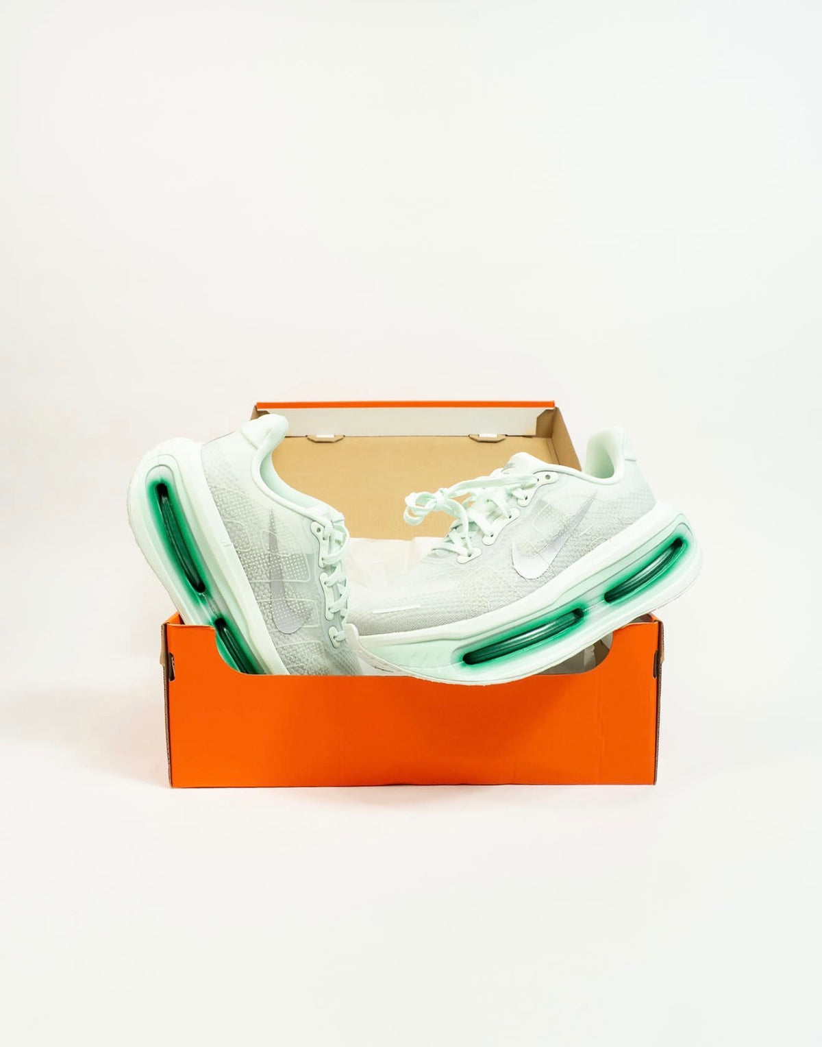Vomero Premium Barely Green