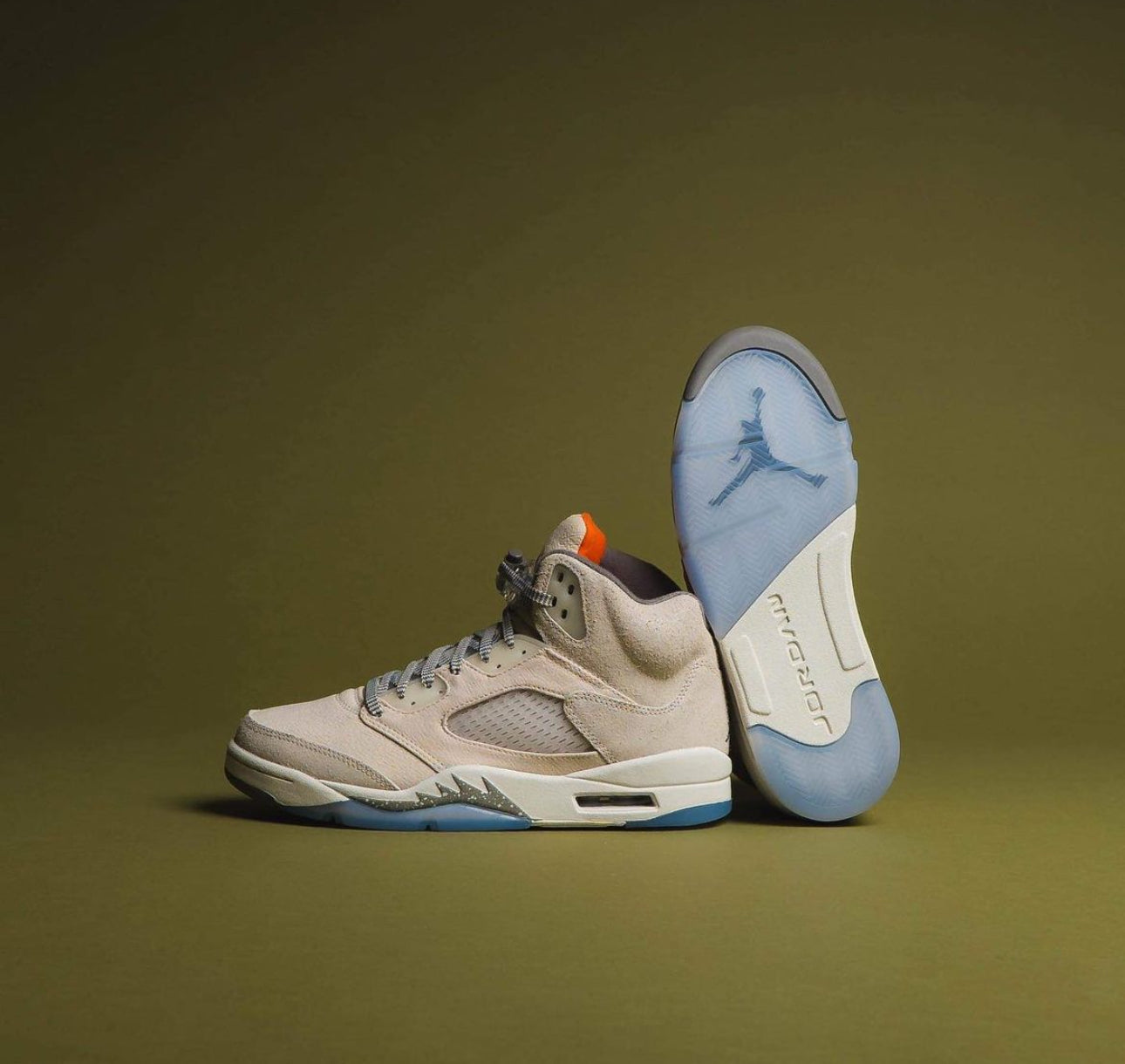 Air Jordan 5 SE Craft “ Light Orewood Brown “