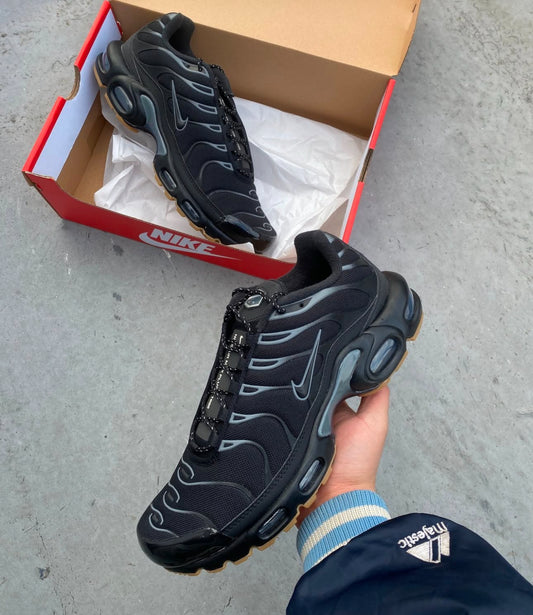 Airmax Plus Black Grey Gum