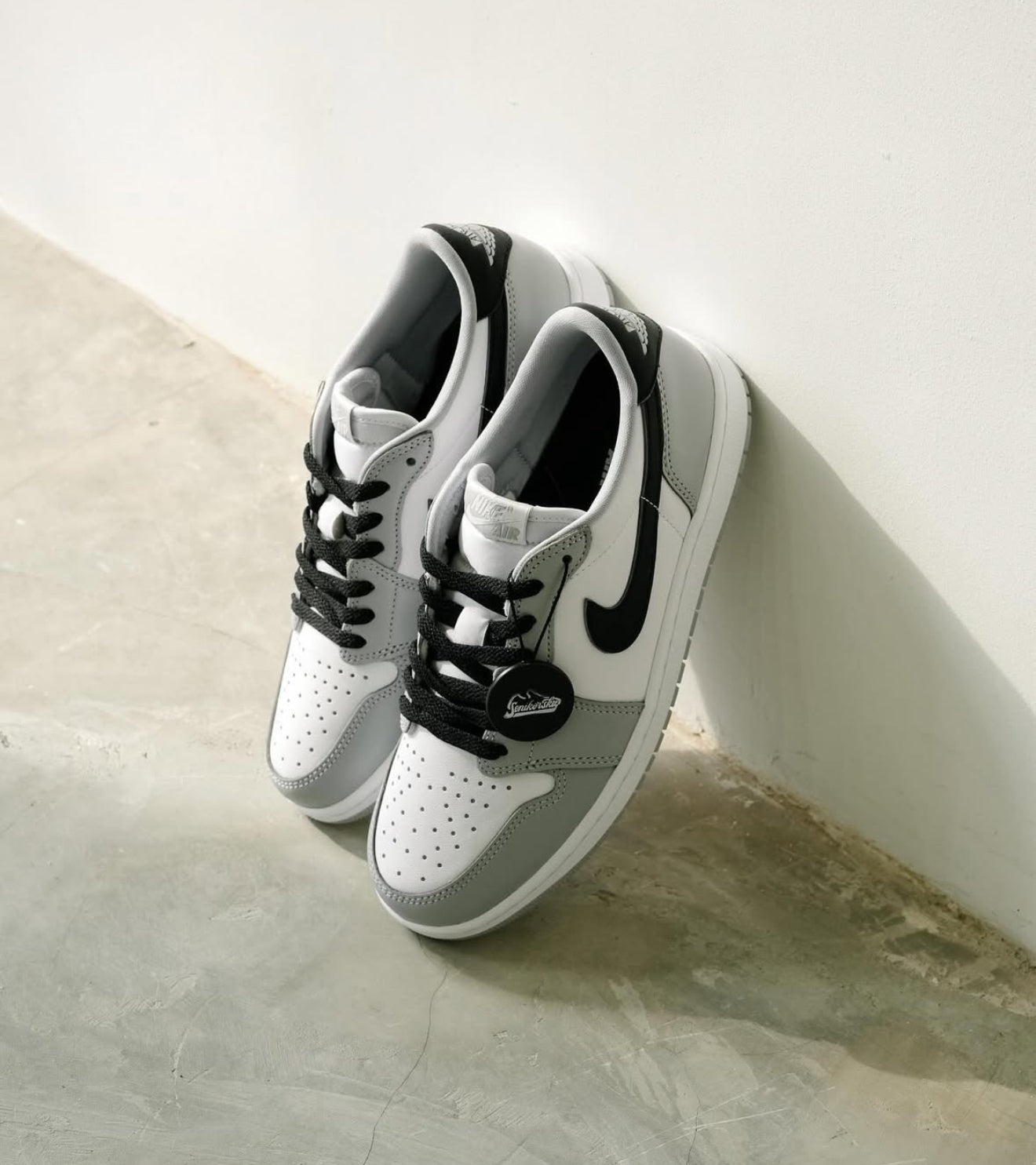 Air Jordan 1 Low Barons