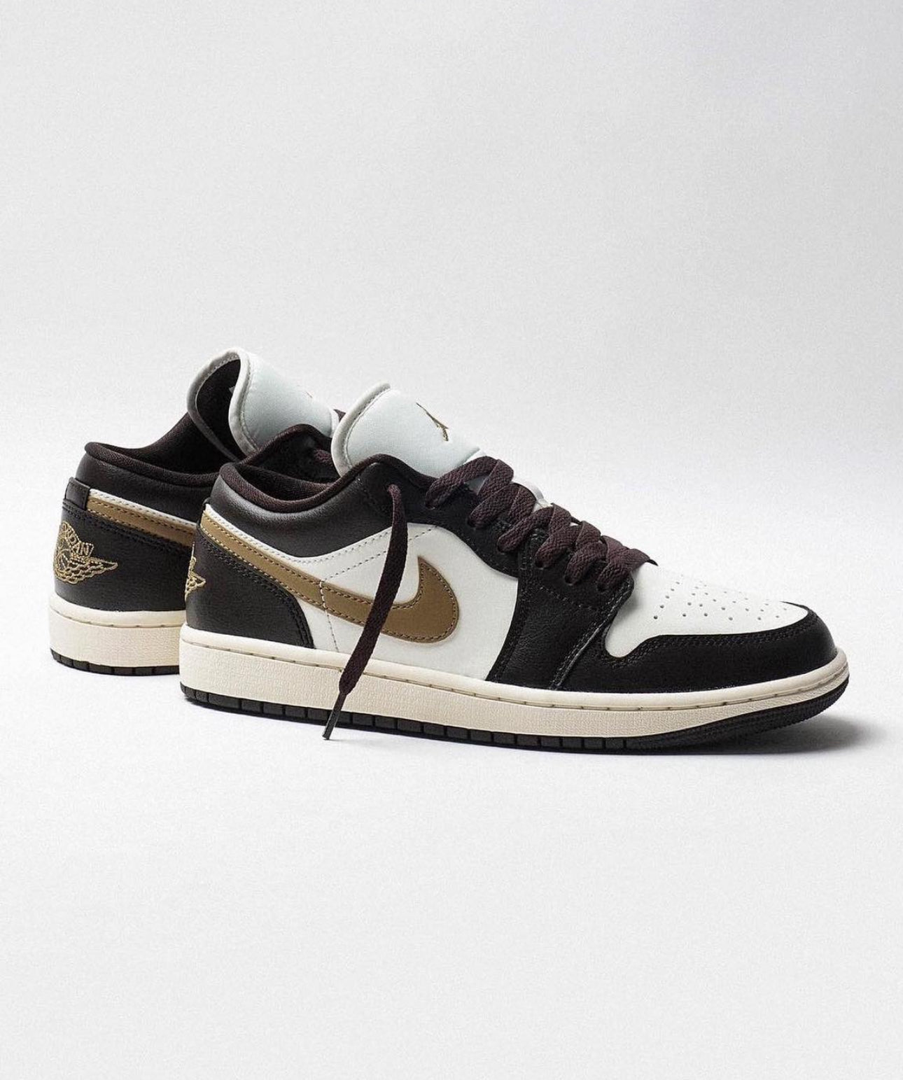 Air Jordan 1 Low Shadow Brown