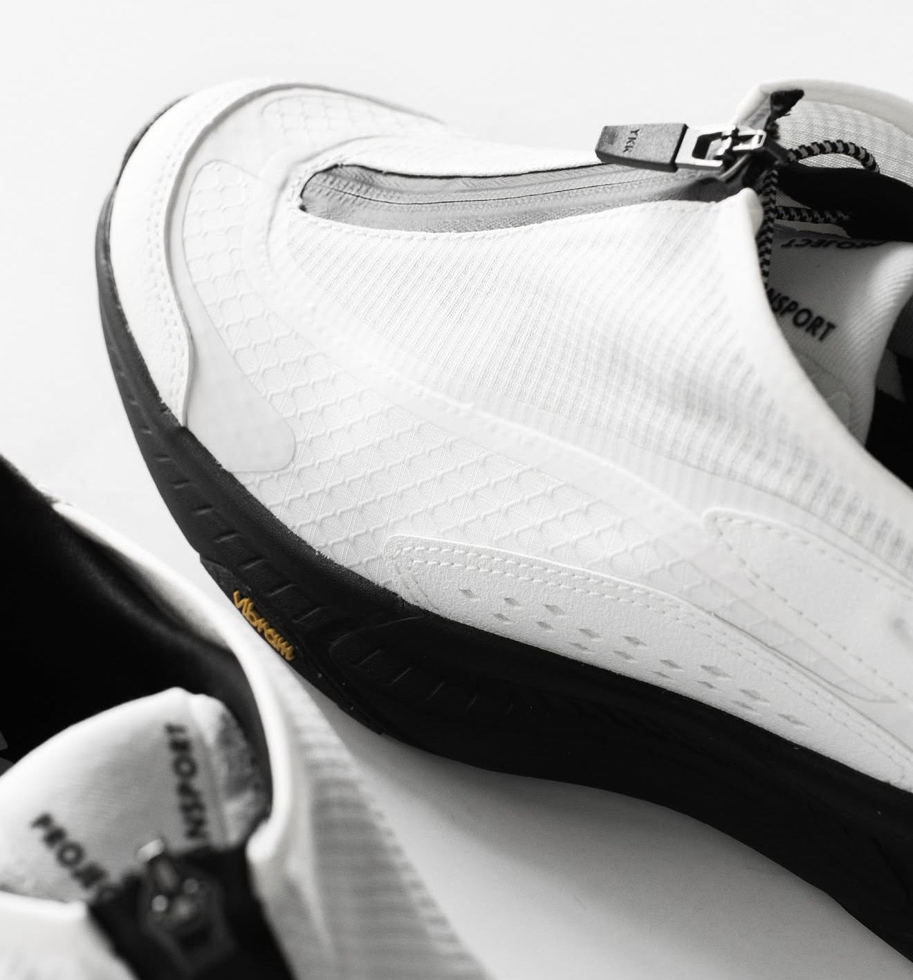 Hoka One One Project Transport White Black