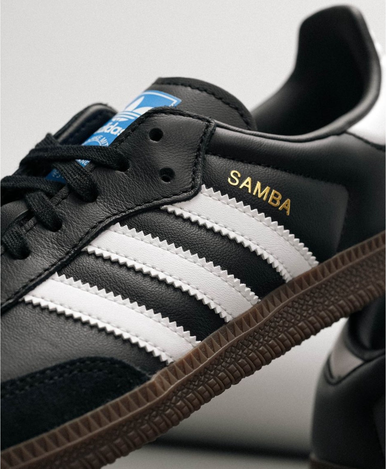 Samba Trainers “ Black White Gum “