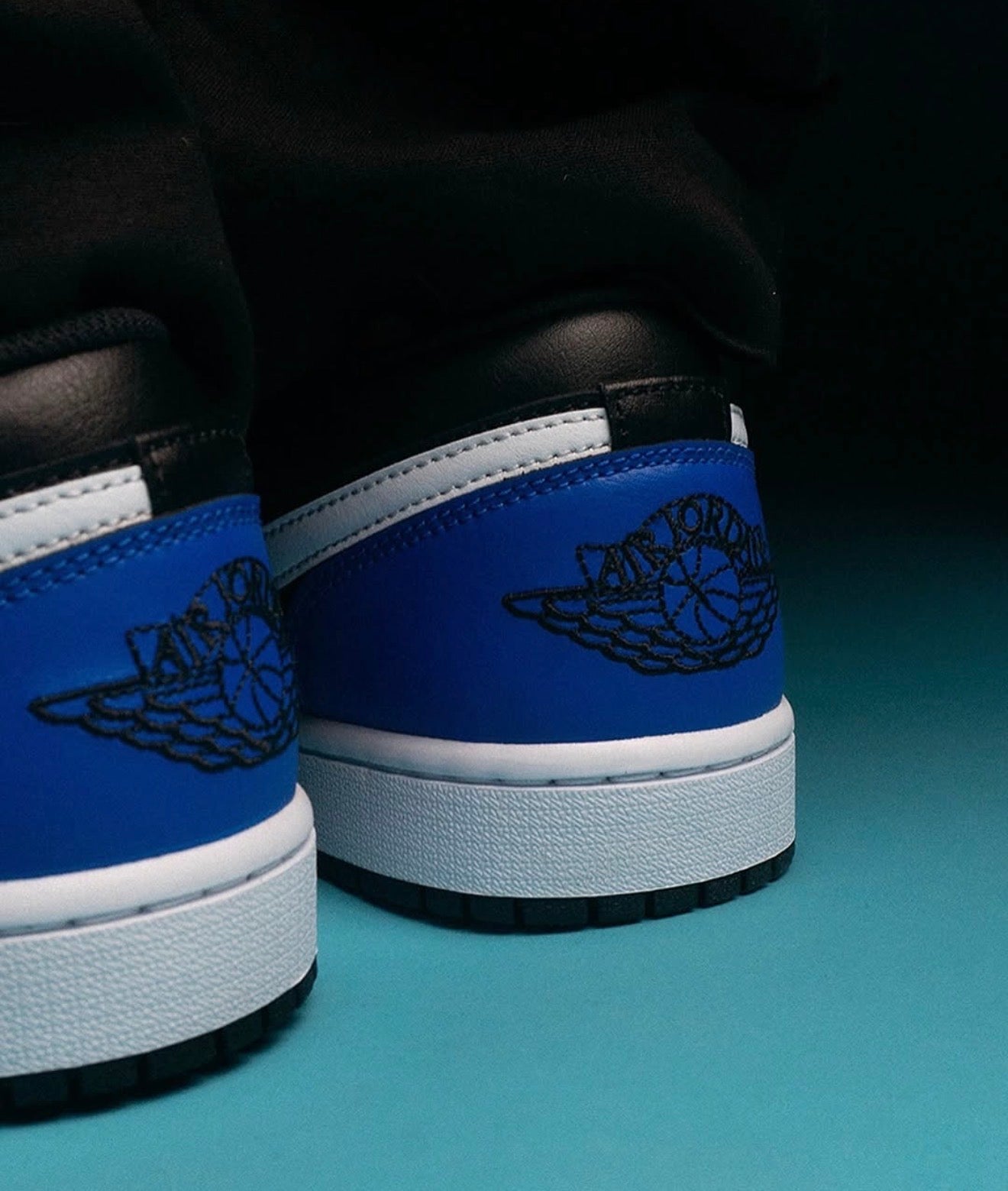 Air Jordan 1 Low Black Royal Toe