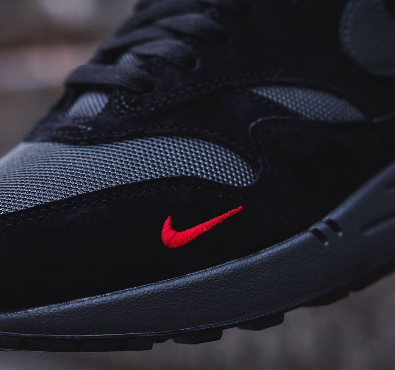 Airmax 1 “ Bred 2.0 “