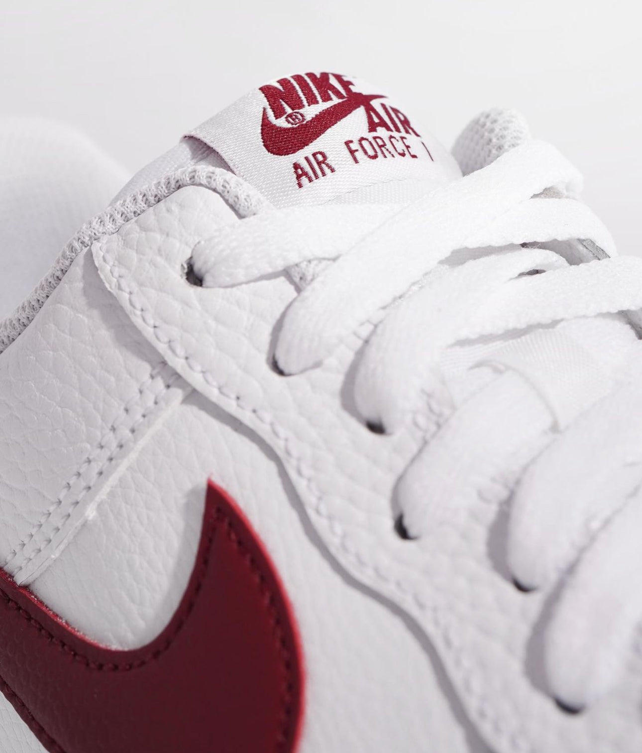 Airforce 1 07 Low “ White Team Red “