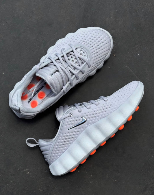 Mind 002 Light Smoke Grey