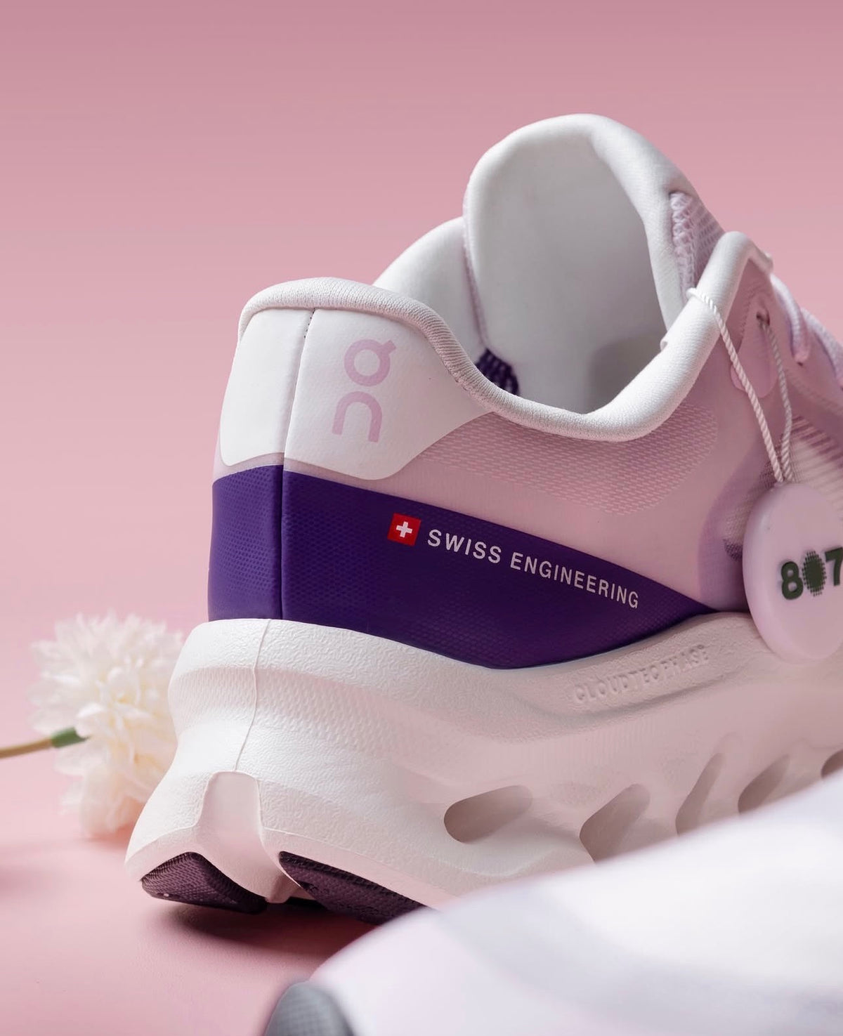 WMNs On Running Cloudtilt Remix Orchid Ivory