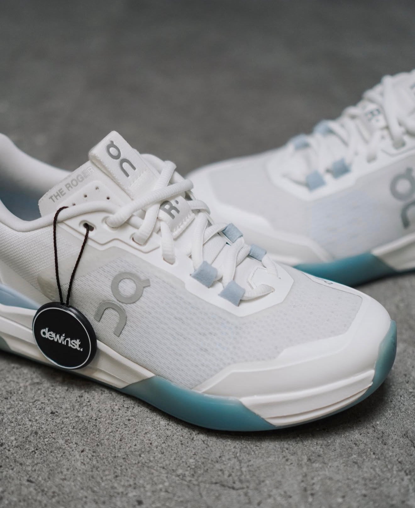 On The Roger Advantage Pro White Chambray