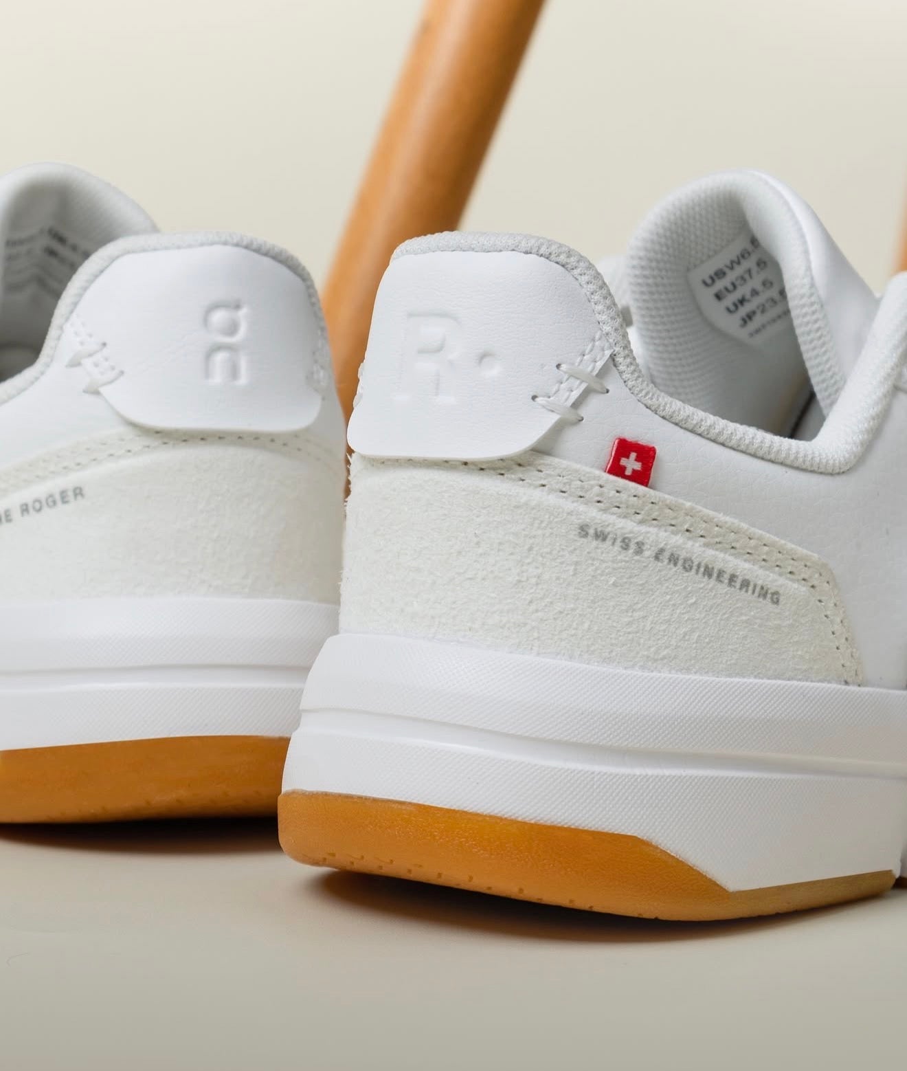 On The Roger Clubhouse White Ivory Gum