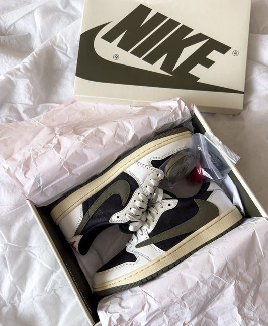 WMNs Travis Scott x Air Jordan 1 Low “Olive Green”