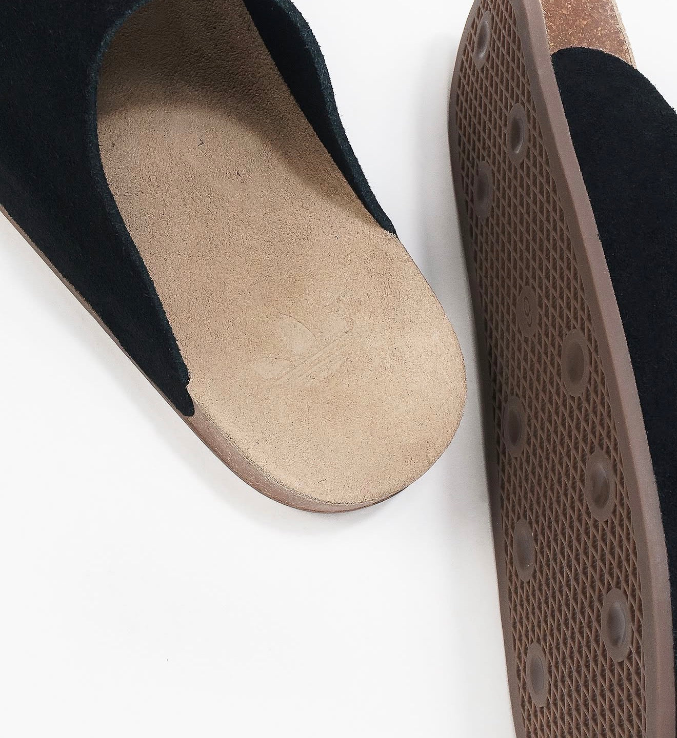 Adimule Slides Core Black Gum
