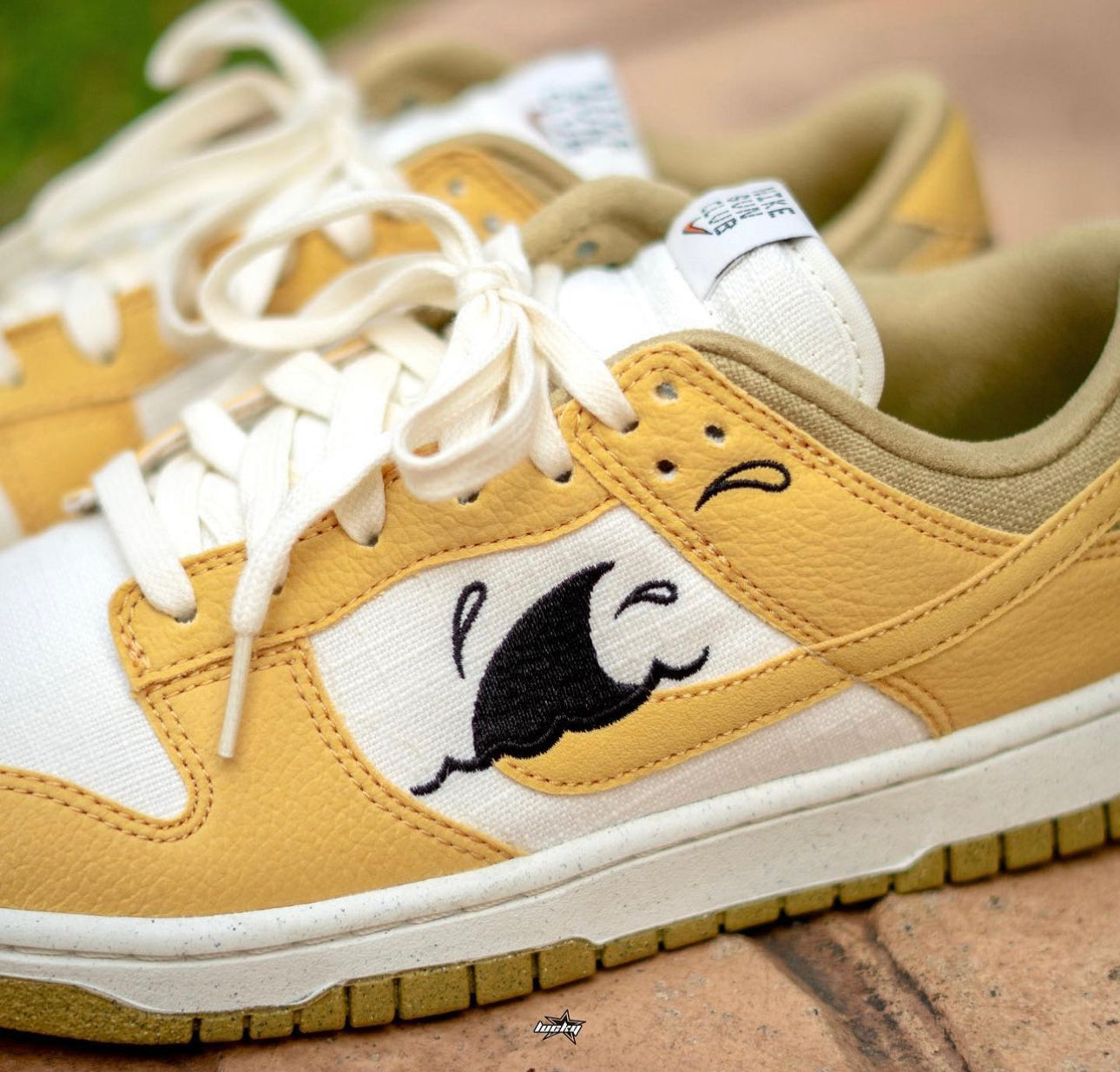 Dunk Low “Sun Club”