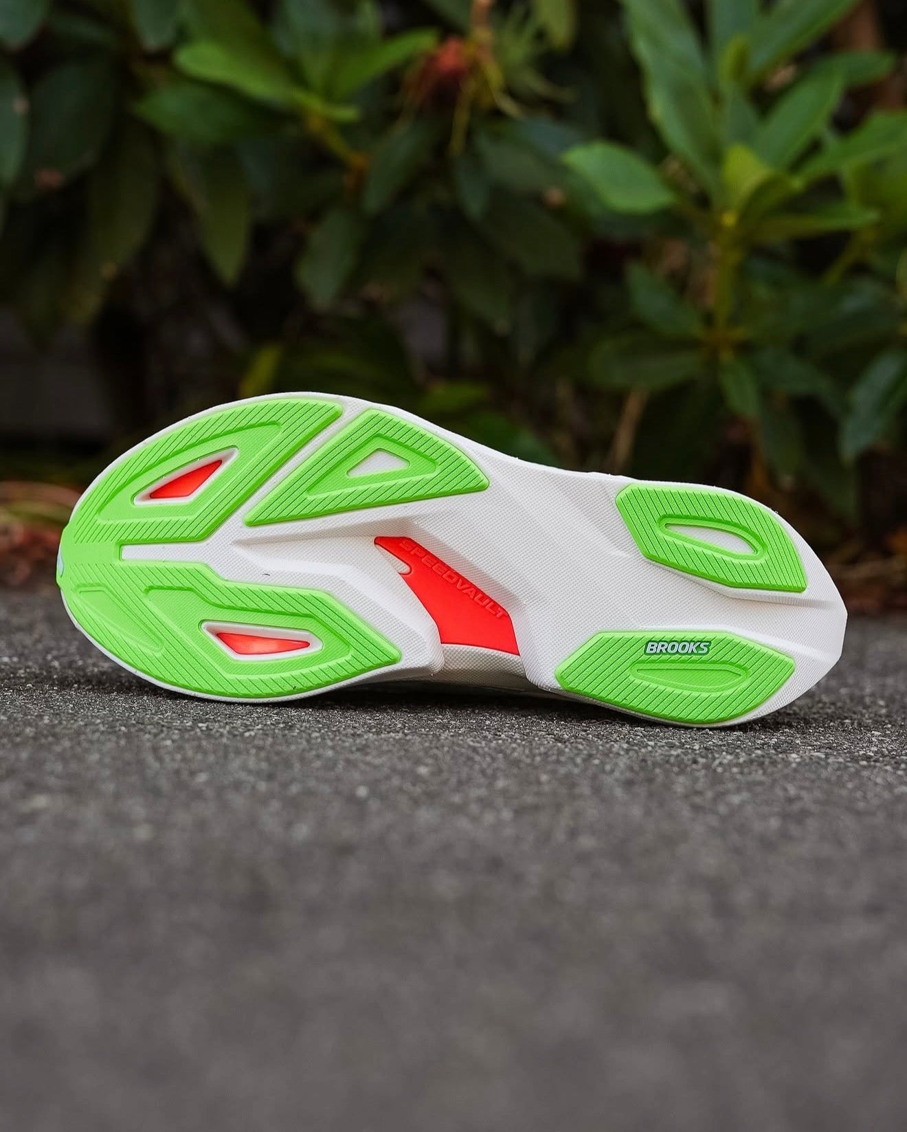 Brooks Hyperion Max 3 Coconut Green Gecko Pink Clay