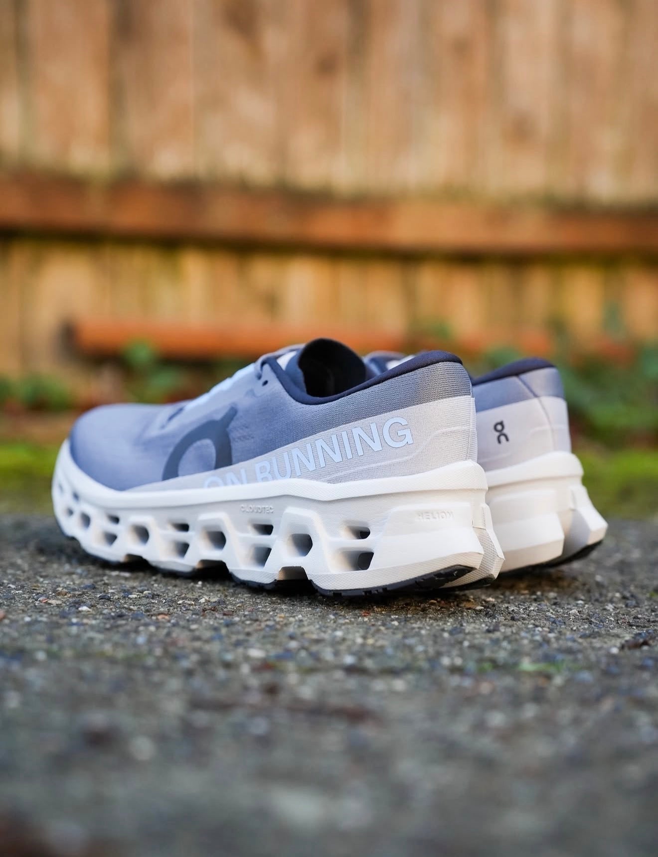 On Running Cloudmonster 3 Rock Silver