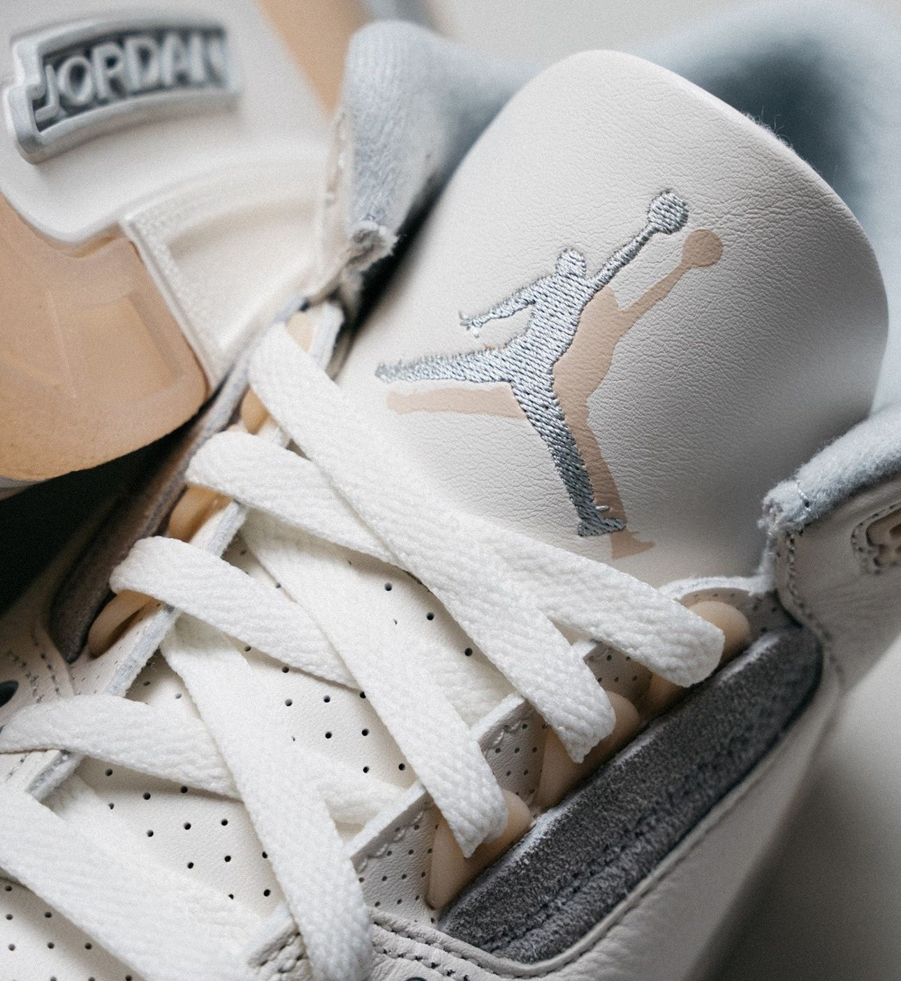 Air Jordan 3 “ Craft Ivory ”