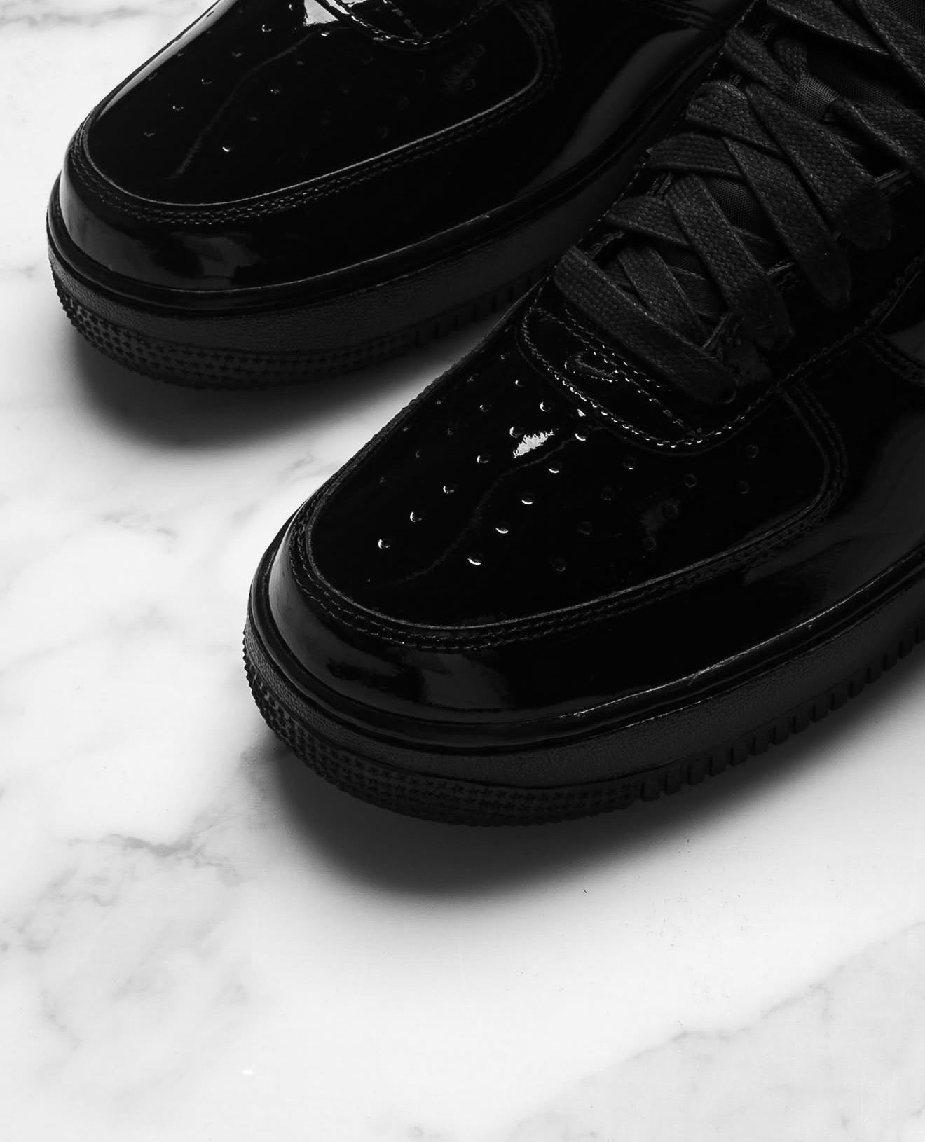 Airforce 1 Low Patent Leather Triple Black