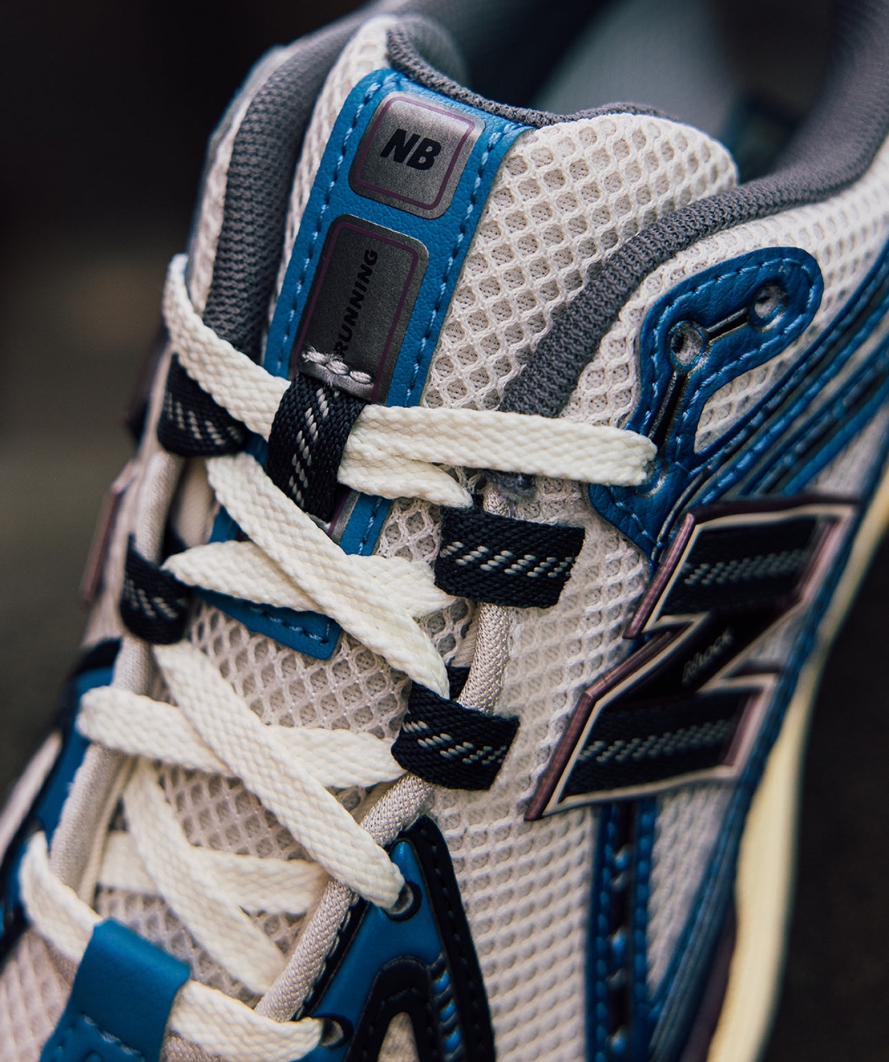 New Balance 1906R Metallic Blue