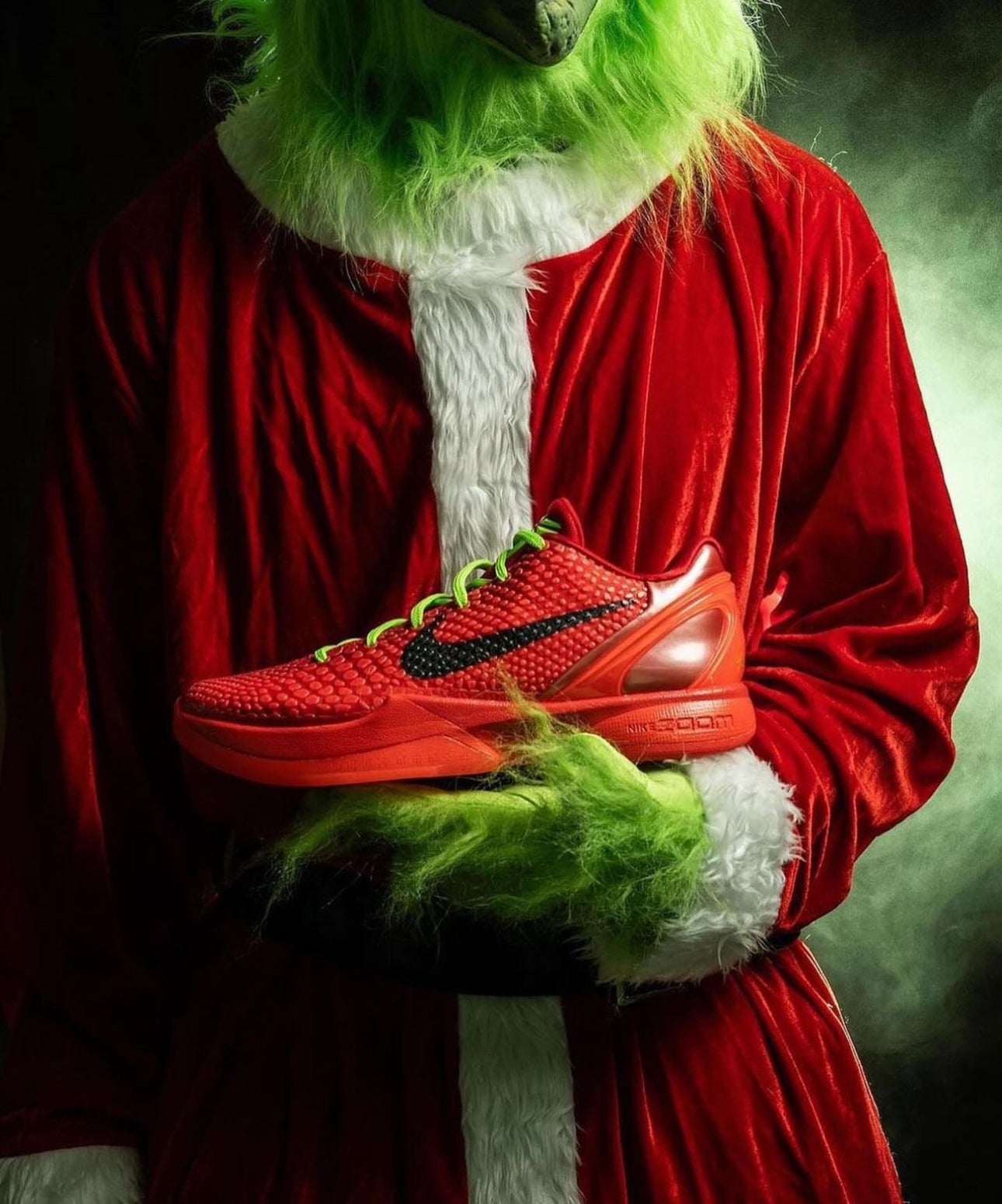 Kobe 6 Proto “ Reverse Grinch “