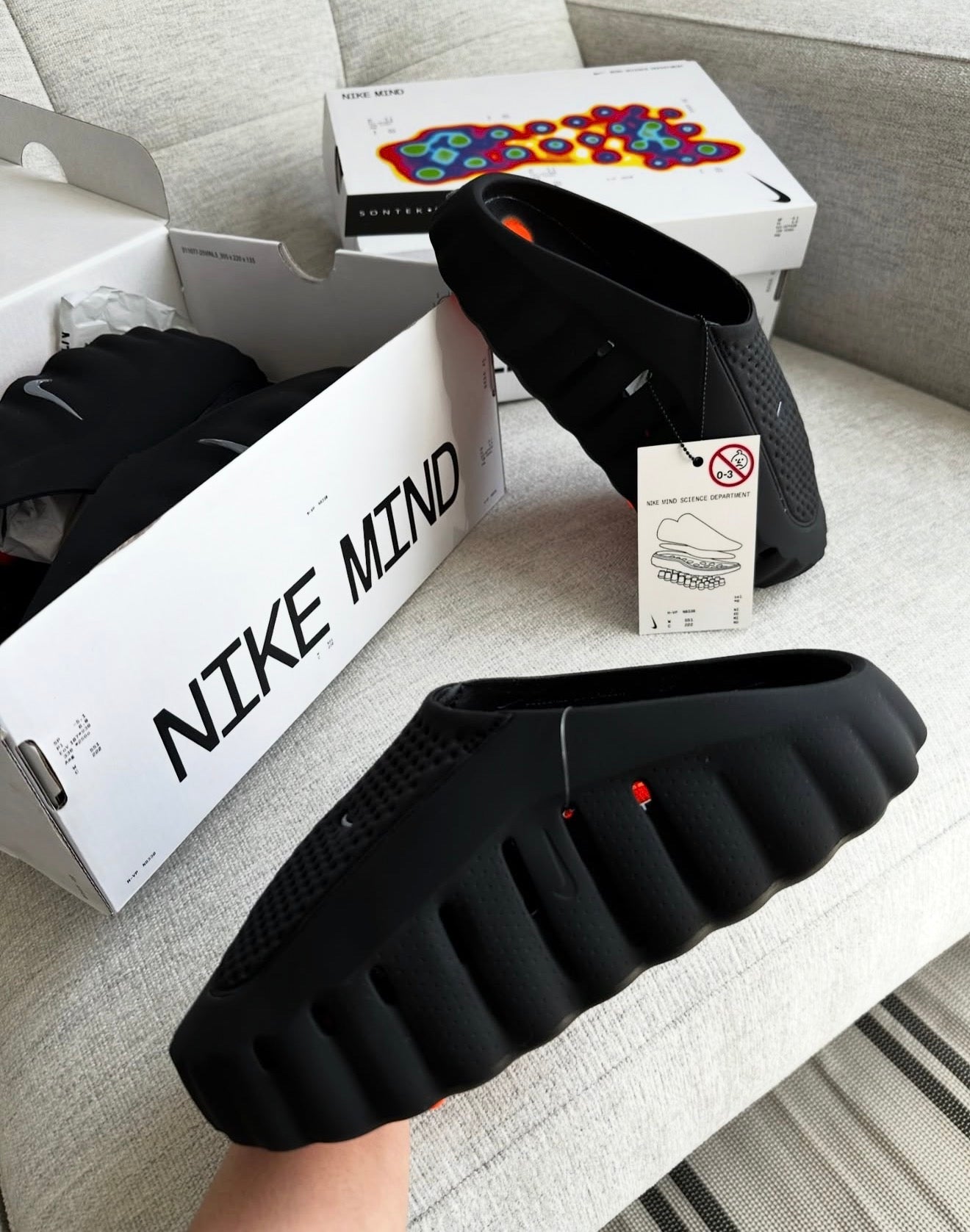 Mind 001 Slide Black Chrome