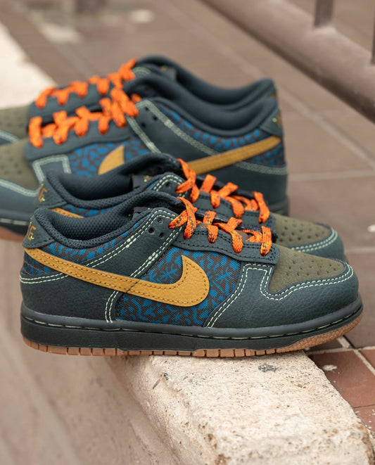 Dunk Low Seaweed Ochre Khaki