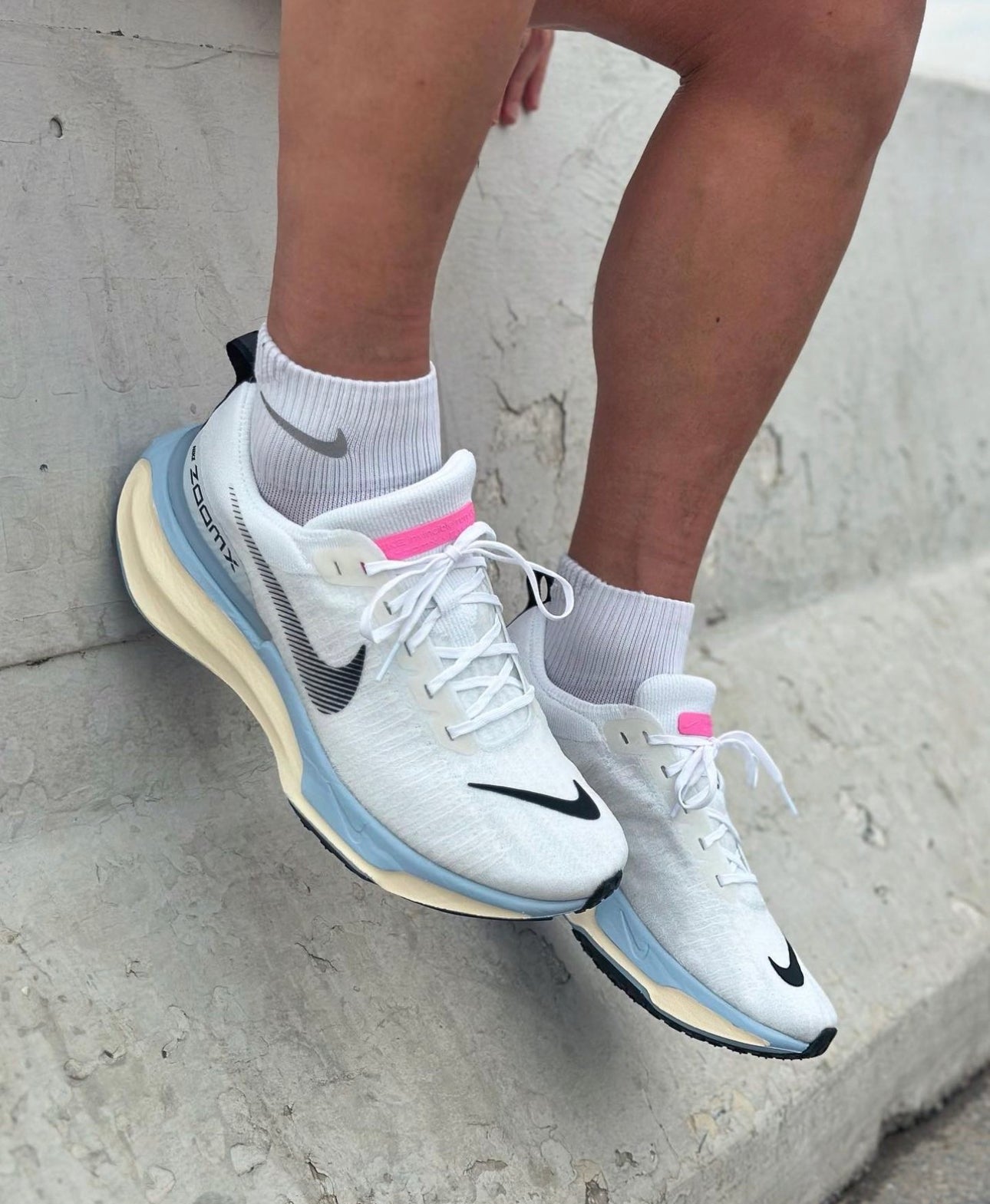 WMNs ZoomX Invincible Run Flyknit 3