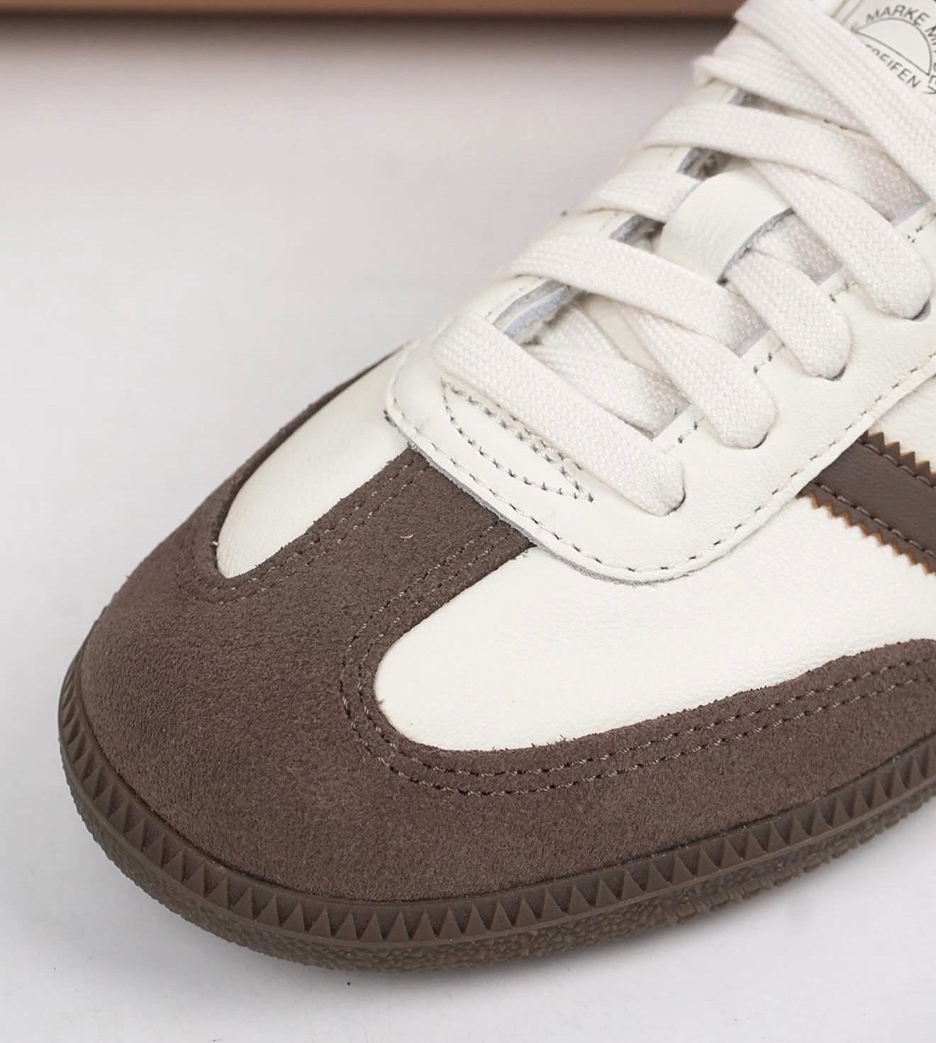 Samba OG Off White Earth Strata