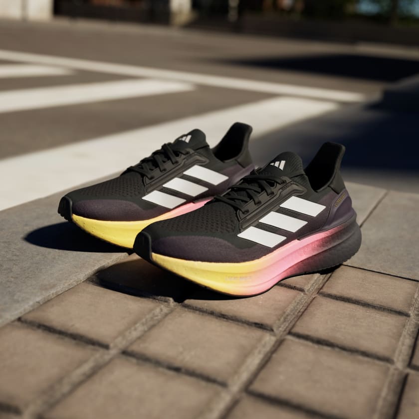 Ultraboost 5x Core Black Zero Metalic Spark