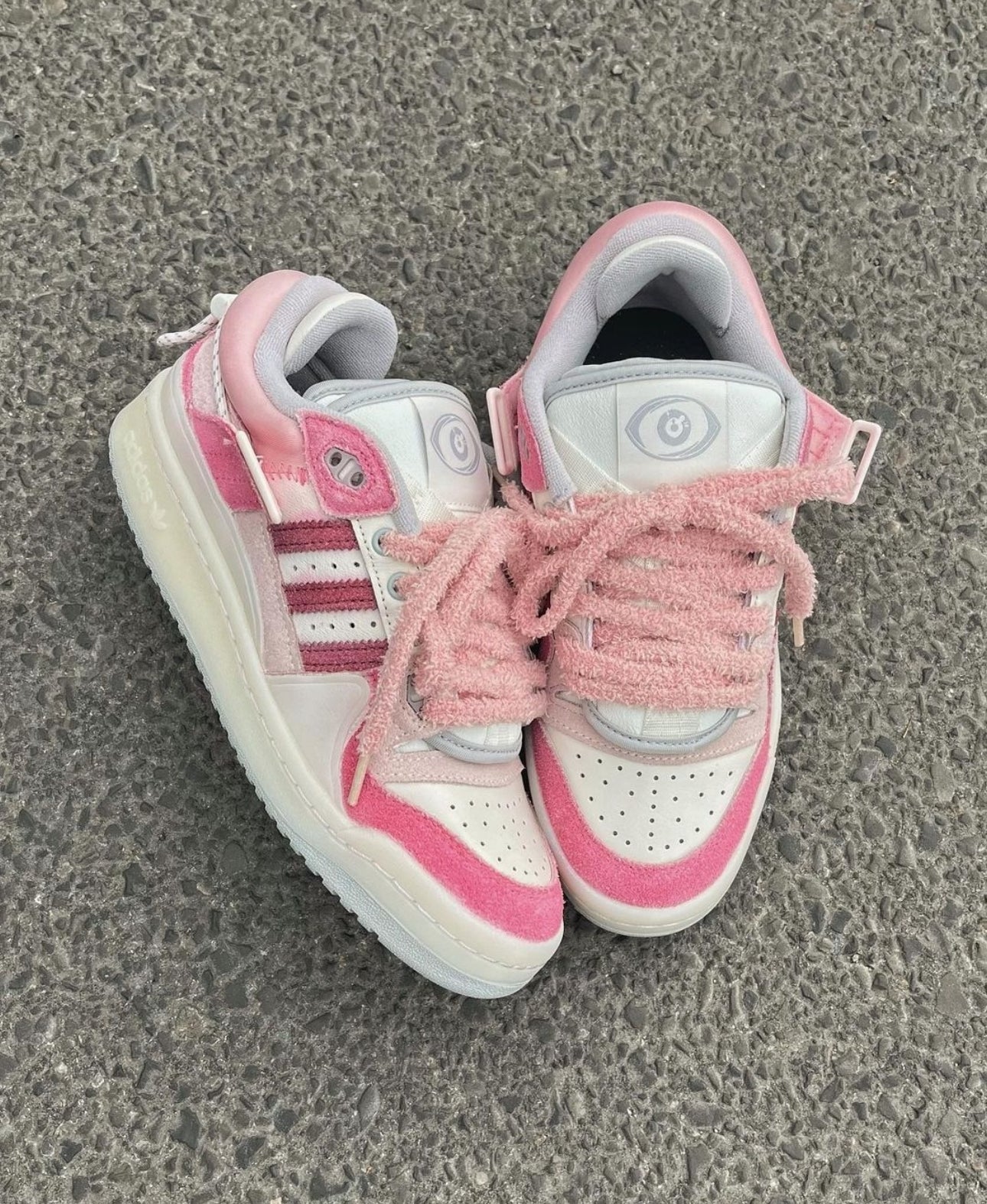 WMNs Bad Bunny x Forum Low Pink