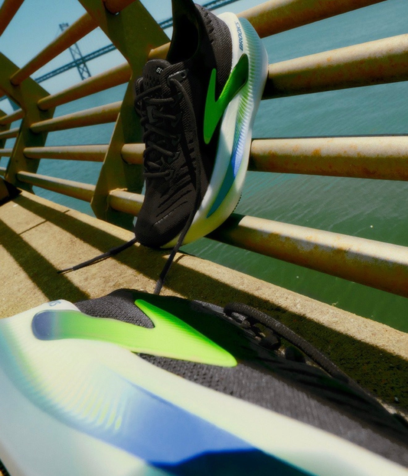 Brooks Glycerin Max 2 Phantom White Green Gecko