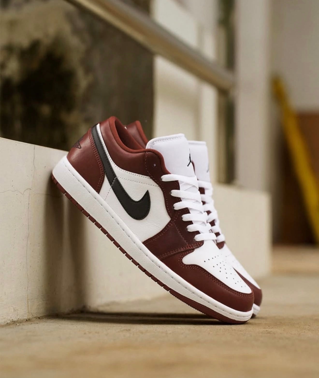 Air Jordan 1 Low SE Dark Pony