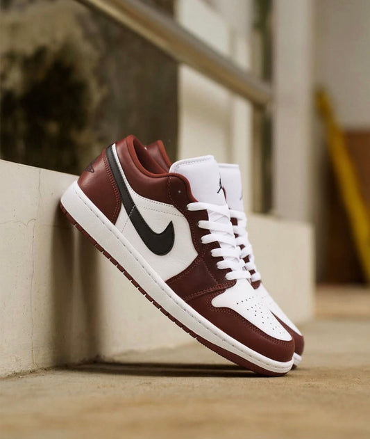 Air Jordan 1 Low SE Dark Pony