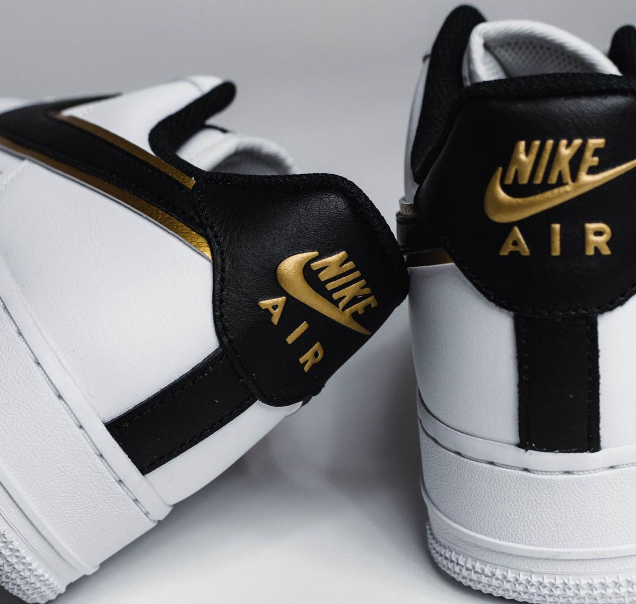 WMNs Airforce 1 Low LV8 Double Swoosh “ Metallic Swoosh “