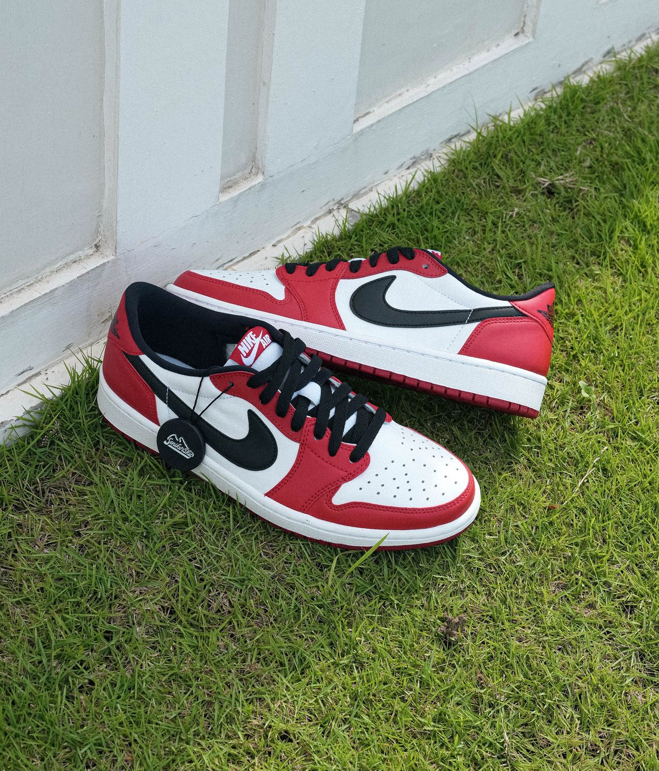 Air Jordan 1 Low Chicago