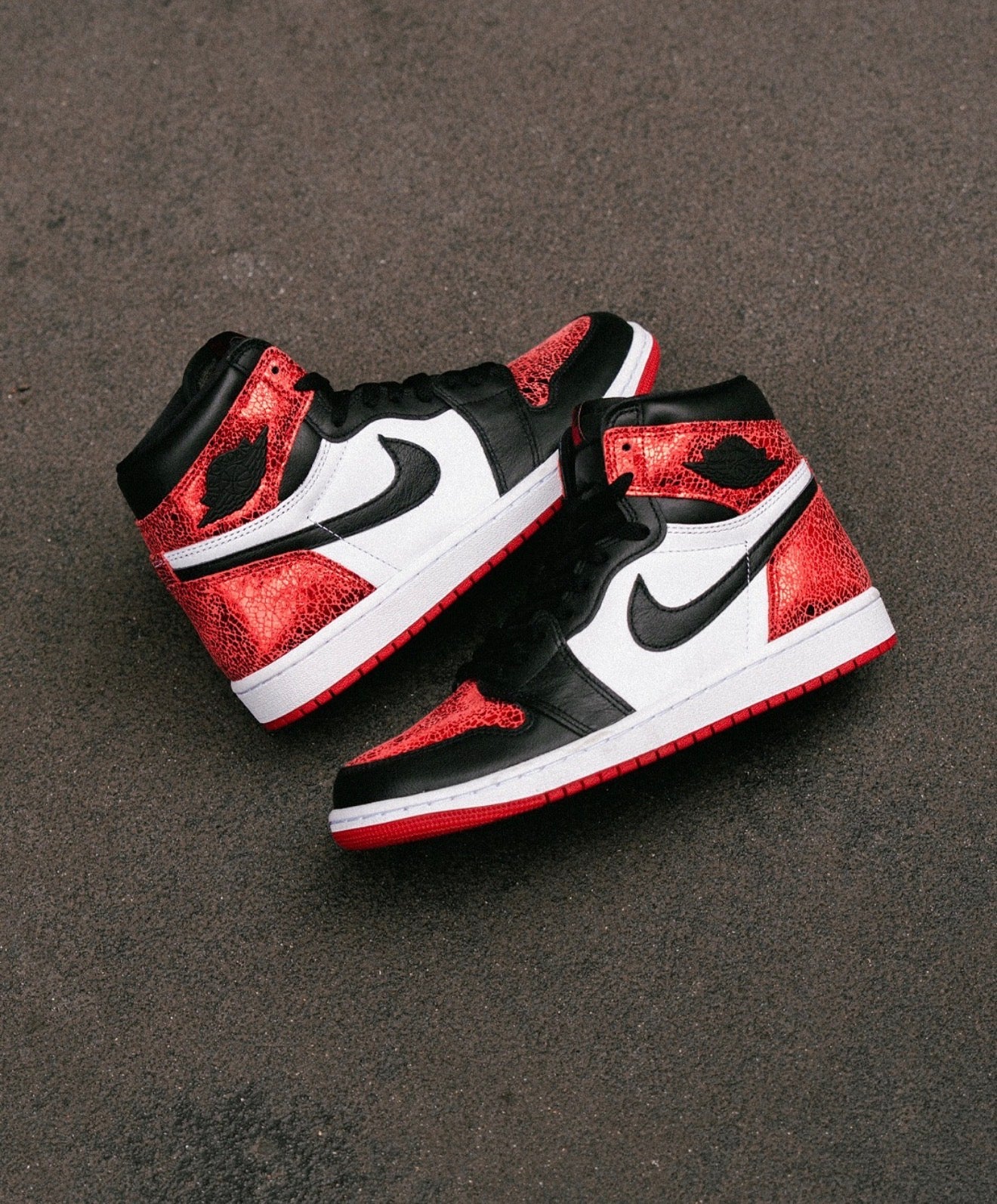 Air Jordan 1 High OG Ruby