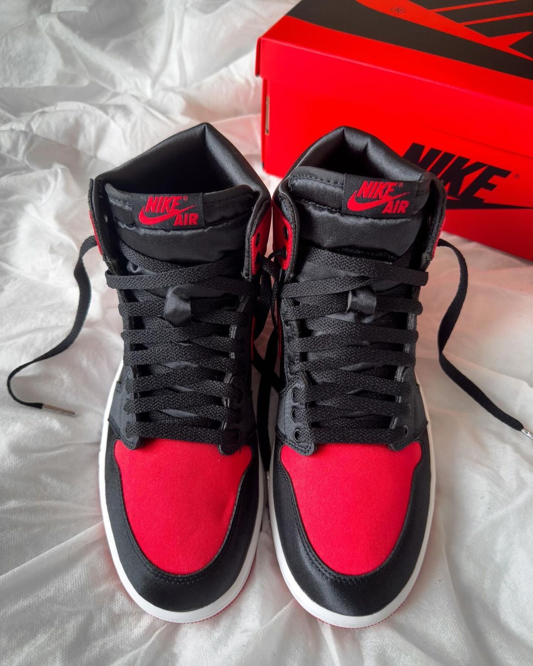 Air Jordan 1 High “ Satin “