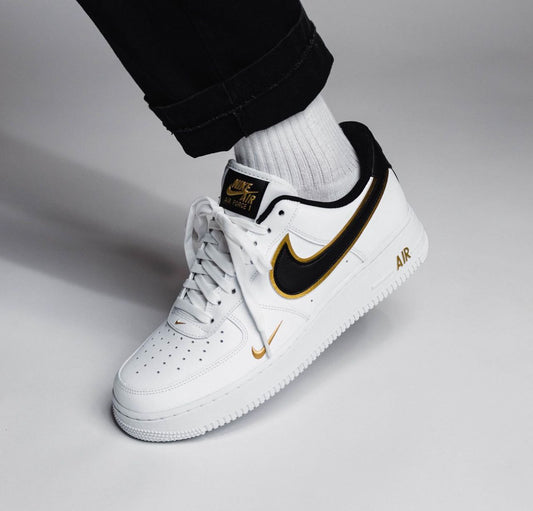 Airforce 1 Low LV8 Double Swoosh “ Metallic Swoosh “