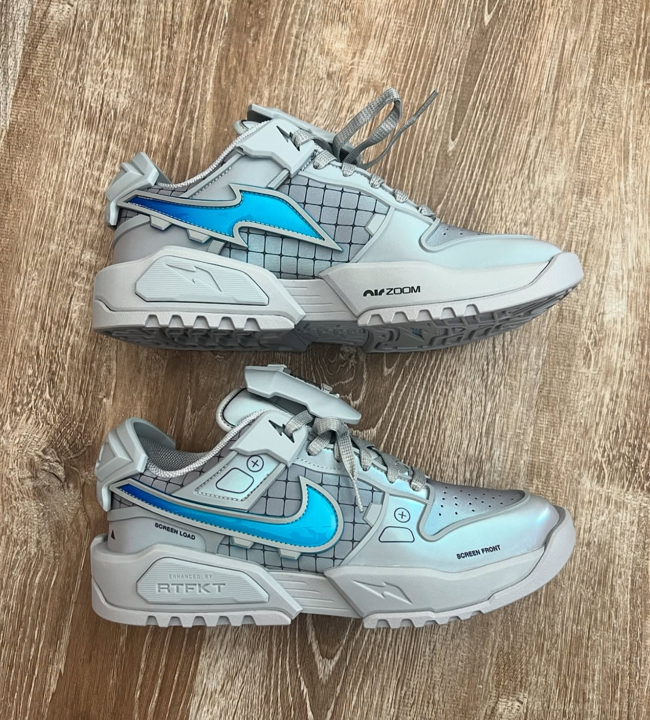 Dunk Genesis Low RTFKT OG (Edition of 6841)