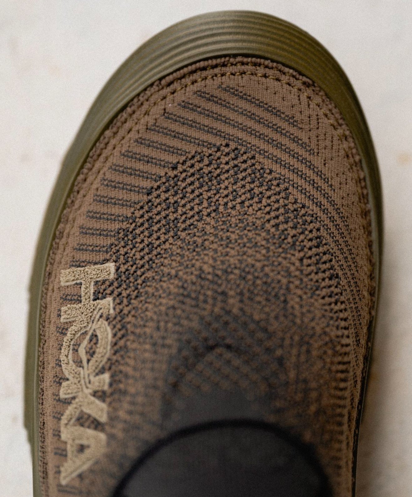 Hoka Restore TC Dark Olive