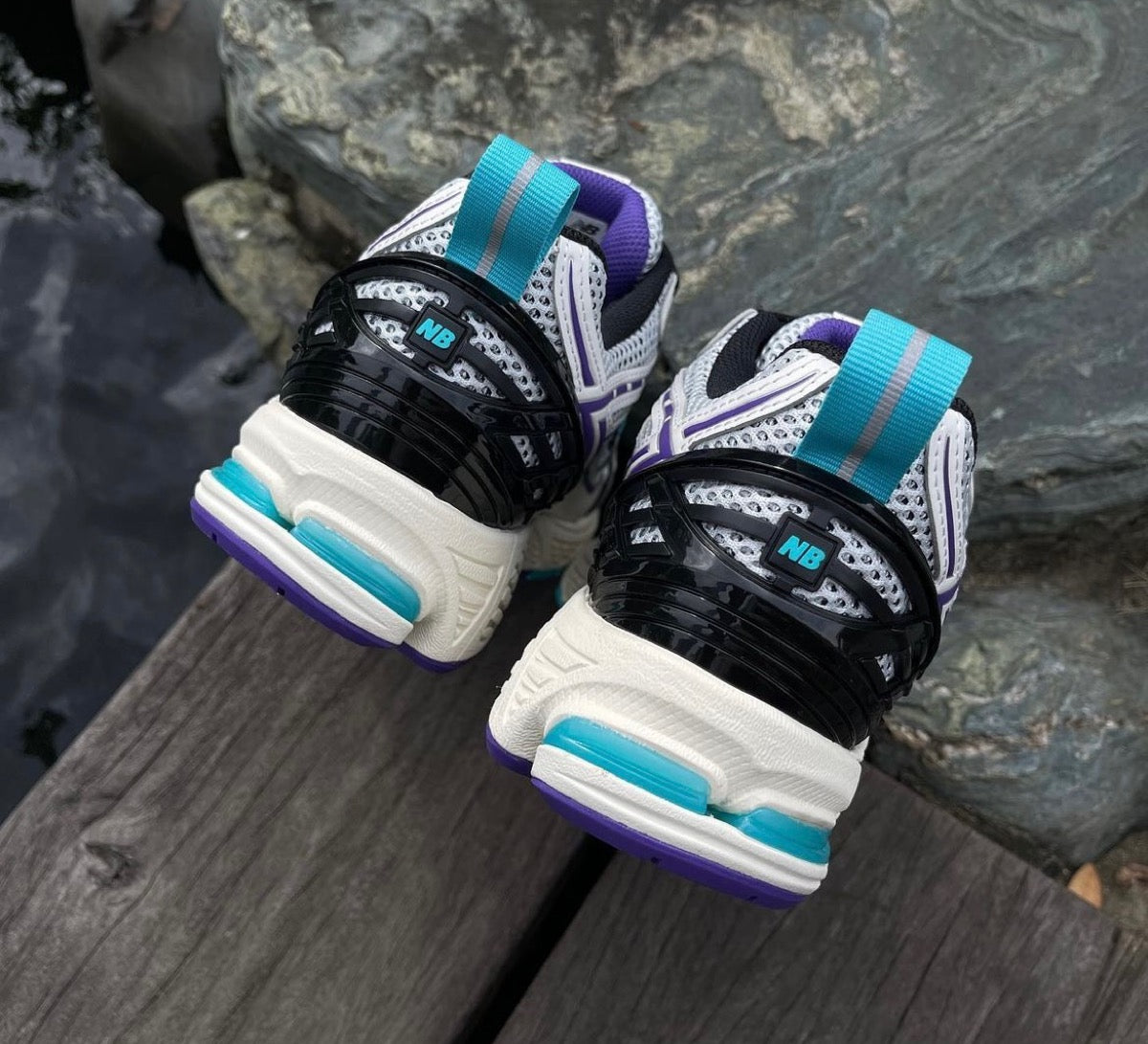 New Balance 1906R “ Hornets “