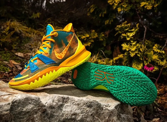 Kyrie Irving 7 x Sneakerroom “ Air & Earth “