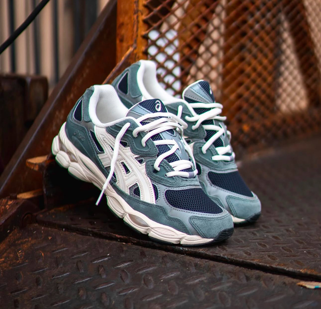 Gel NYC Graphite Grey Smoke Grey