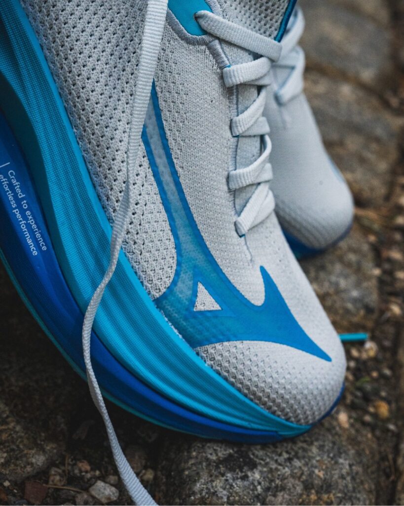 Mizuno Neo Vista
