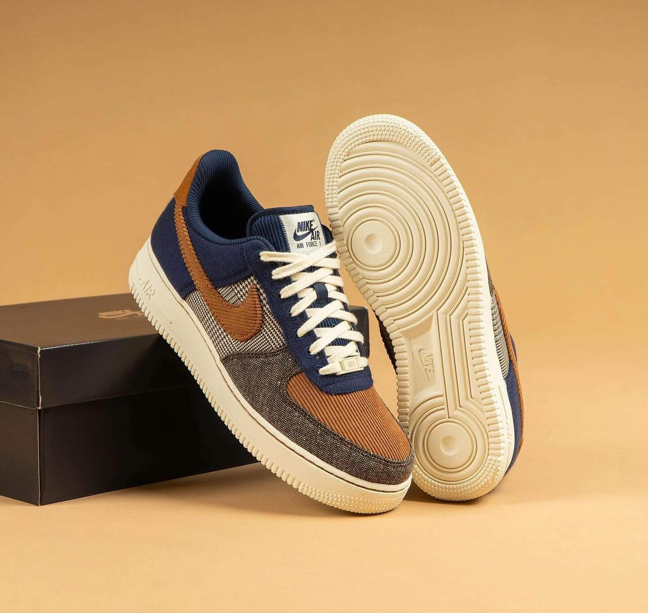 Airforce 1 Low PRM Tweed Midnight Navy Corduroy