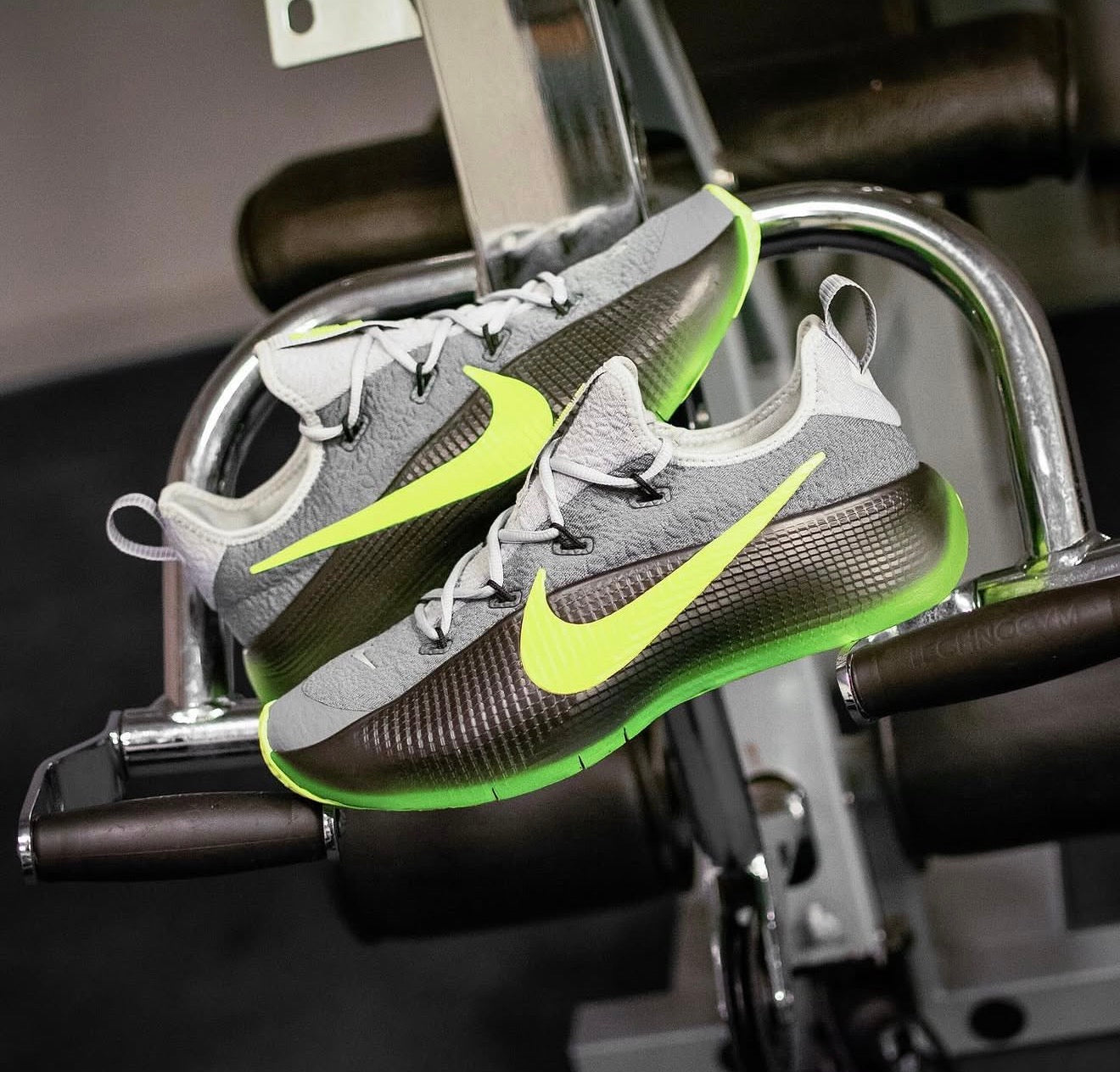 Lebron TR 1 Smoke Grey Volt