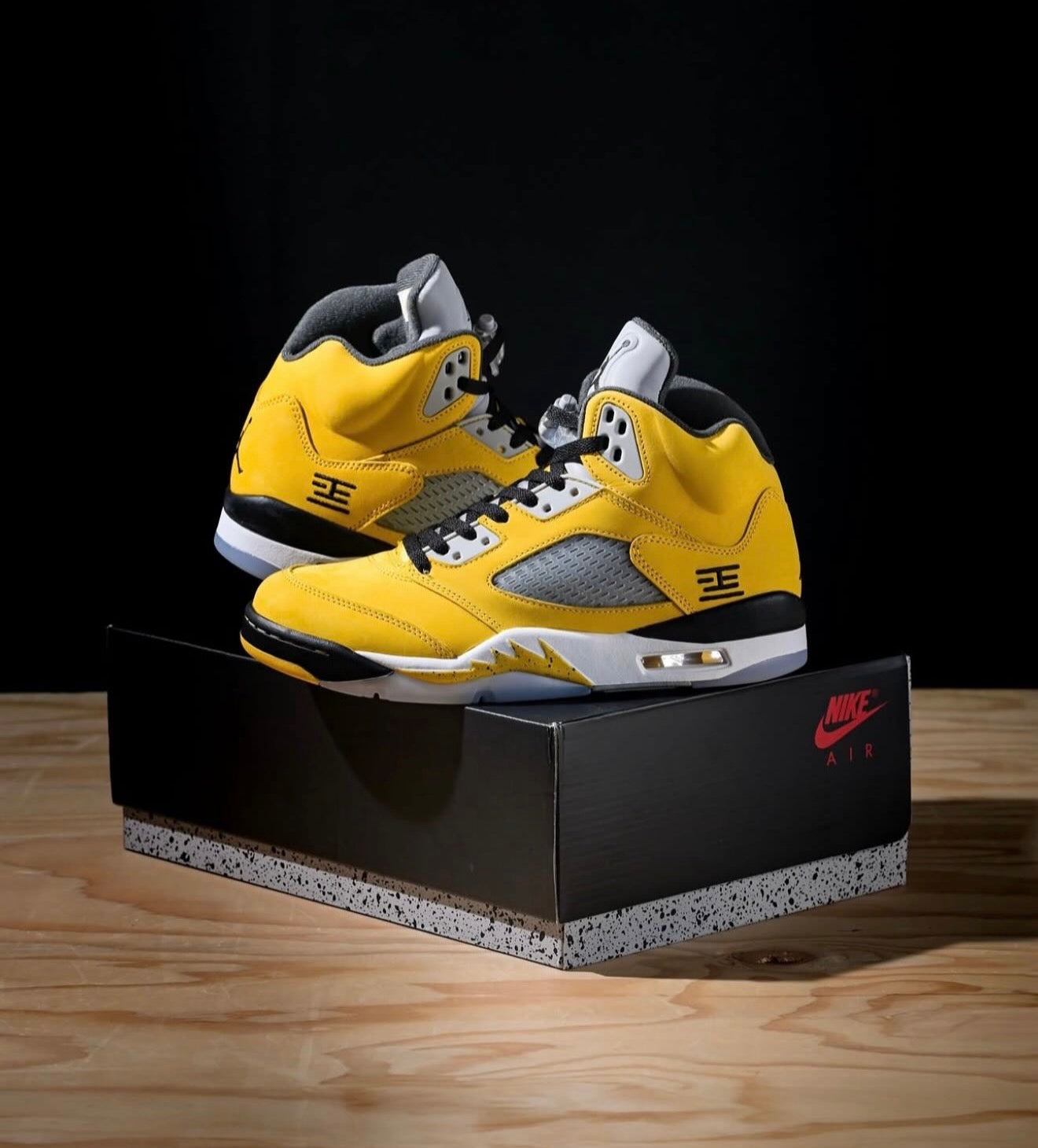 Air Jordan 5 Retro Tokyo T23 (2025)